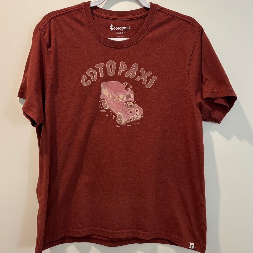 Cotopaxi Rust Orange Lama Graphic T-Shirt XL